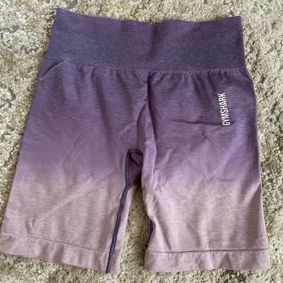 Gymshark Pants - Purple gymshark ombré seamless biker shorts